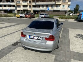 BMW E90 320i - 4