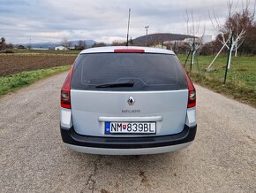 Renault Megane 1.5 dci - 4