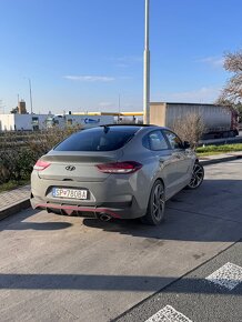 Hyundai i30 Fastback 1.5 T-GDi +  mHEV    N-Line+Smart - 4