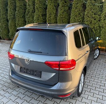 Volkswagen Touran 1.6 TDI SCR 115k Comfortline - 4