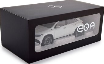 Mercedes-Benz EQA  2021 ( Digital white ) - 1:18 NZG - 4