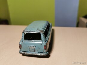 Dinky toys Peugeot - 4