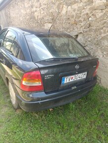 Opel Astra G - 4