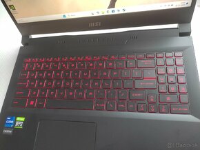 MSI Katana- RTX 3060, i7 11800h, 16gb ram, 1tb nvme ssd - 4