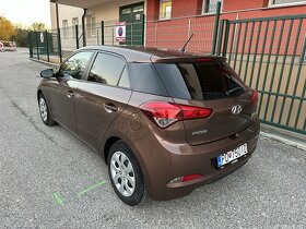 Hyundai i20 1.2i 16V Classic - 4