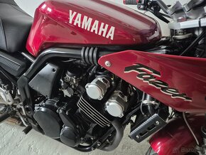 Yamaha Fazer 600 - 4