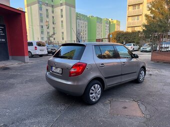 Škoda Fabia 2 1.2 HTP 51kw Sport line Top stav - 4