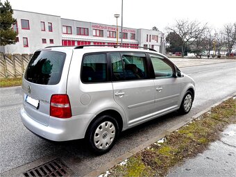 Volkswagen Touran  2.0TDI 103kw M6 - 4