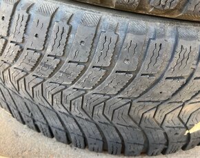 Zimné pneu 215/55 R17 Michelin - 4