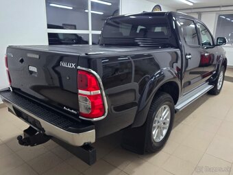 Toyota Hilux INVINCIBLE DC 3.0 I D-4D Sol A/T - 4