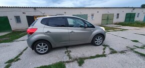 Kia venga 1,6 crdi 85 kw - 4