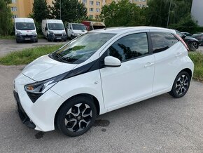 Toyota Aygo 1.0 VVT-i x-play - 4