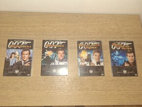 James Bond Collectors Set - 4