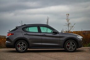 Alfa Romeo Stelvio 2.0 GME Btech AWD A/T - 4