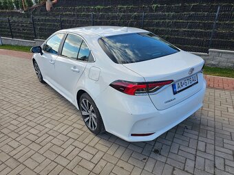 TOYOTA COROLLA 1.5 DYNAMIC FORCE  AUTOMAT - 4