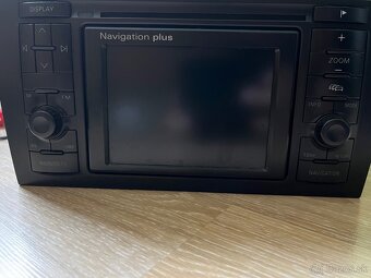 Audi navigation plus radio - 4