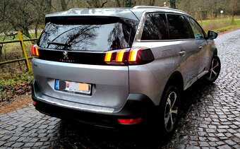 Peugeot 5008 1.6T 121kw 7miest - 4