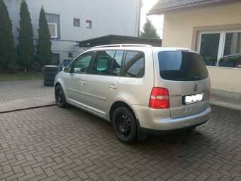 Volkswagen Touran 2,0TDi - 4