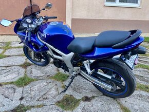 Suzuki SV650 - 4