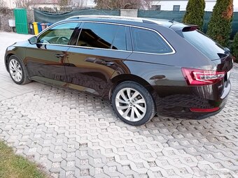 Škoda Superb 2017 2.0tdi DSG - 4