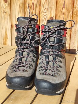 LA Sportiva Karakorum GTX - 4