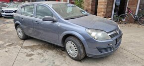 OPEL ASTRA H - 4