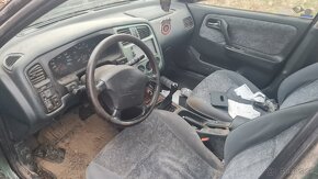 Nissan Primera 2.0 16V - 4