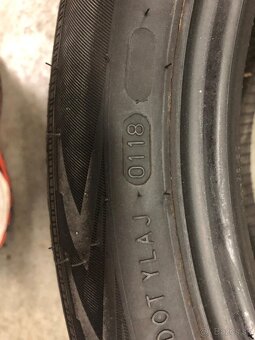 Predám zimné pneu NOKIAN WRD4 195/50 R16 - 4