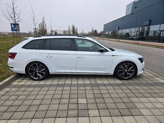 Škoda Superb Combi 2.0 TSI 4x4 Sportline DSG - 4