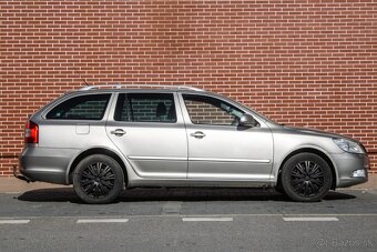 Škoda Octavia Combi 1.8 TSI Elegance DSG - 4