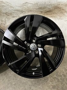 Nepoužívané hlinikové disky 5x112 R20 VW Nevada -Touareg CR - 4