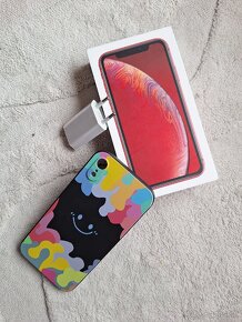 iPhone XR 64GB Červený - 4