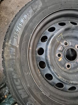 Predam 4ks zimne pnaumatiky Michelin ALPIN 195/65 R15 - 4