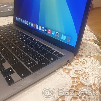 MacBook Air M1 8GB/256GB - 4