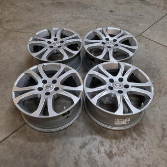 NISSAN disky 5x114.3 R17 7J ET40 - 4