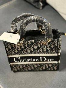 Christian Dior - 4