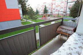 Veľkometrážny - 4 izbový byt - 100m2 - balkón - Na predaj - 4