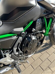 Kawasaki Z650 - 4