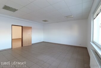 Kancelária 30m2 s umývadlom, parkovaním, Poprad - Okružná ul - 4