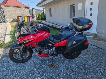 Suzuki V STROM DL 650 - 4