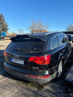 Audi Q7 - 4