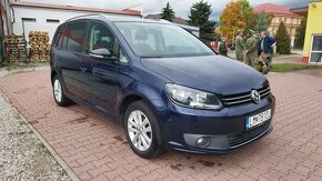 Volkswagen Touran 2.0 TDI STYLE - 4