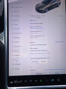 Tesla Model S 70d,   MCU2 - 4