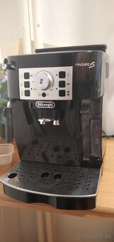 DeLonghi Magnifica S - 4