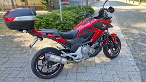 Honda NC700X - 4