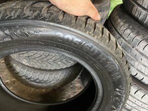 Predám zimné pneu semperit 205/60 r16 - 4