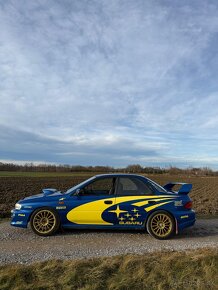 SUBARU IMPREZA GT GC8 - 4