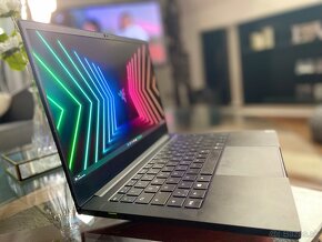 Razer Blade 14' | Ryzen 9 5900HX | RTX 3070 | 1tb SSD - 4