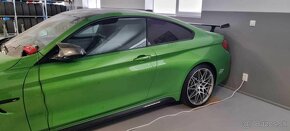 BMW M4 Coupé Manuál - 4