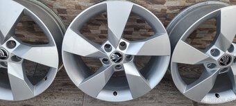 Predám SKODA Trius elektrony 5X112 R17 et49 J7 - 4